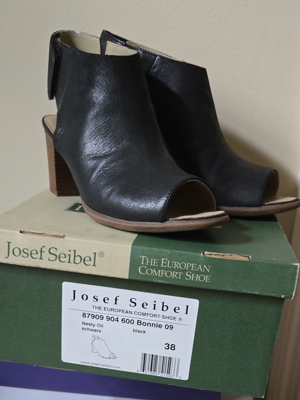 Josef Seibel Black Leather Open-Toe Block Heel Sandals